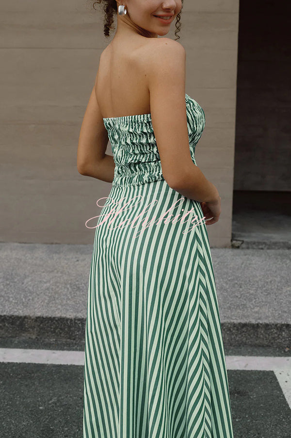 Retro Revival Sleeveless Off-shoulder Elastic Pleated Maxi Dress