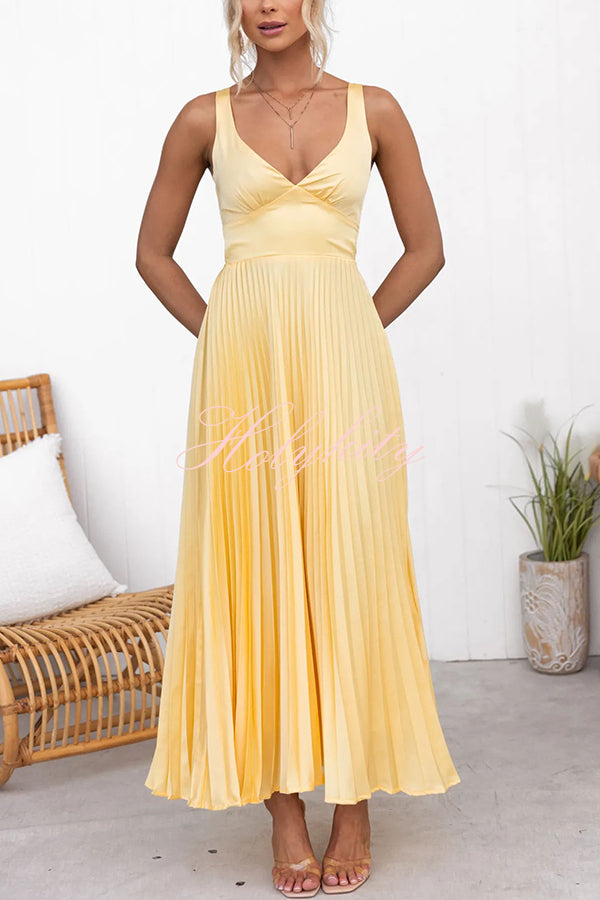 Tucson Sunset Pleated Back Elastic Umbrella Maxi Dress